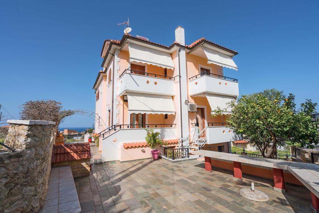 Araucaria Villa Atsipopoulo ภายนอก รูปภาพ